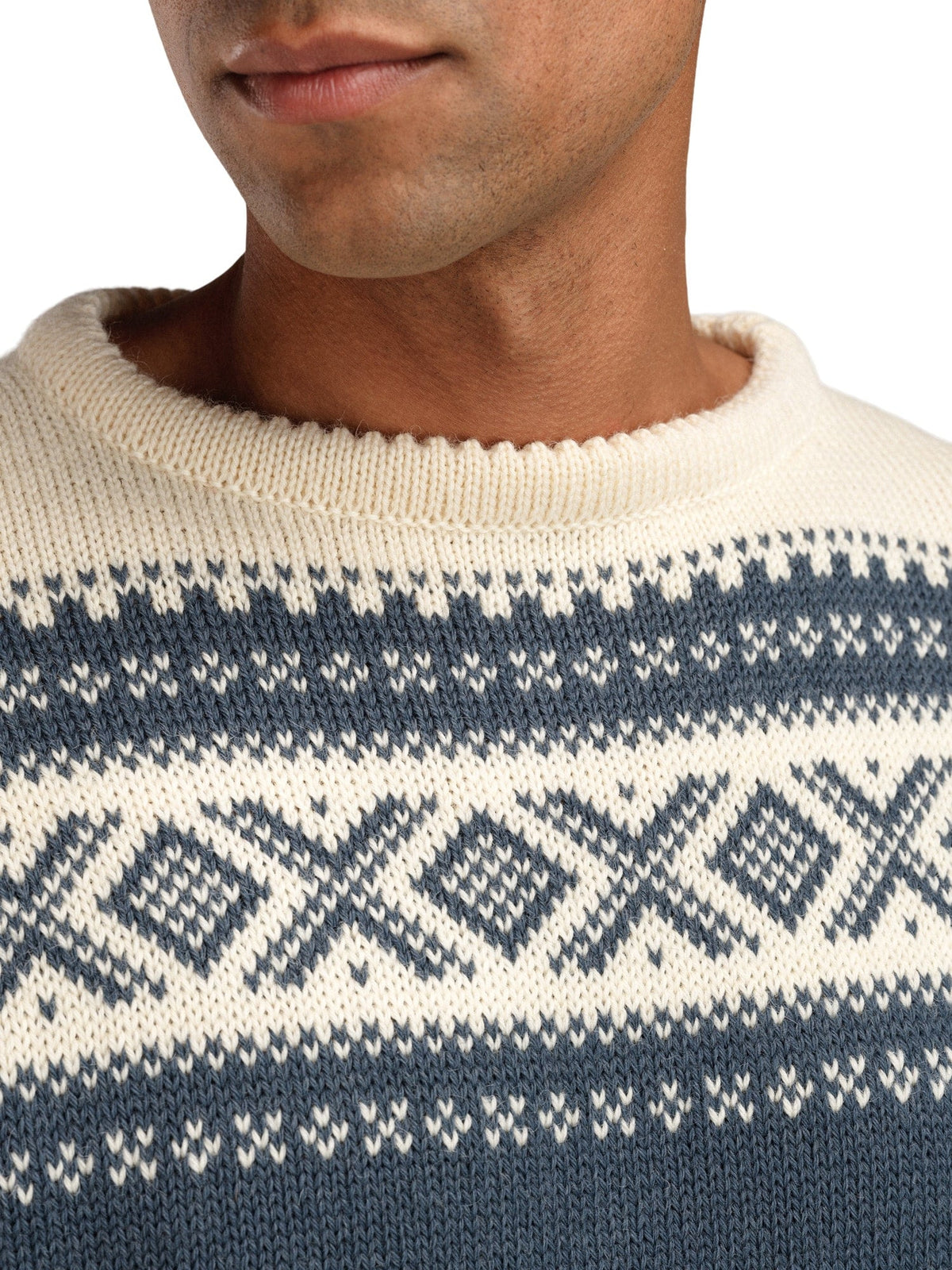 Cortina 1956 Uni Sweater Steel Offwhite
