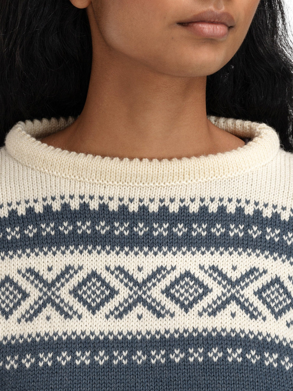 Cortina 1956 Uni Sweater Steel Offwhite